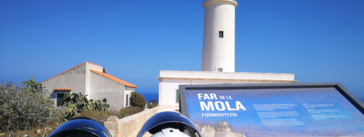 LIGHTHOUSES OF THE IBERIAN PENINSULA. ISIDRO LAPUENTE