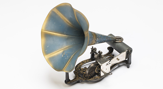 HISTORY OF MUSICAL INVENTIONS